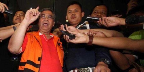 Ditetapkan Jadi Tersangka, Akil Mochtar Akhirnya Mengundurkan Diri dari MK