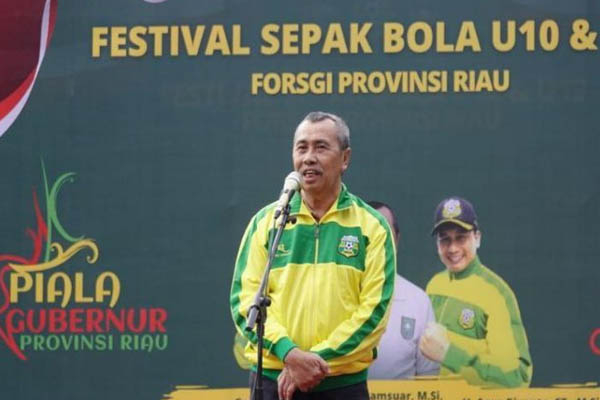 Resmi Buka Festival SepakBola, Gubri: Tragedi Malang Jadi Pelajaran