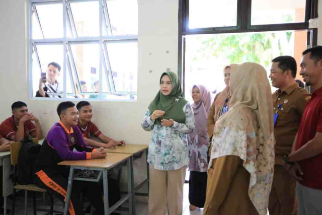 SMAN 16 dan SMKN 7 Pekanbaru Jadi Pilot Project Program Makan Siang Gratis di Riau