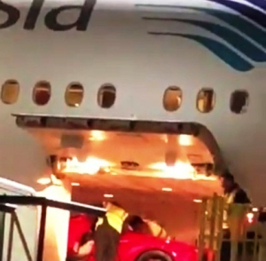 GoRiau Pesawatnya Angkut Ferrari, Pihak Garuda Sebut Legal