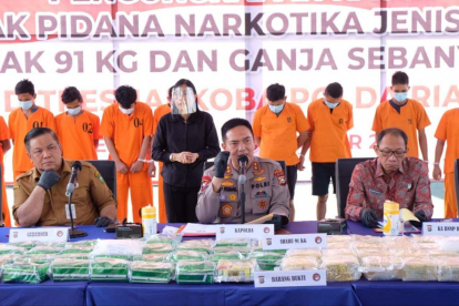 Riau Primadona Peredaran Narkoba, 11 Bulan Menjabat, Kapolda Riau Amankan 8 Kuintal Sabu-sabu