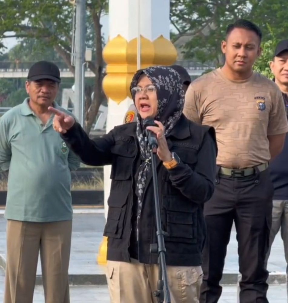 Bupati Siak Instruksikan Gotong Royong Massal Jadi Agenda Rutin