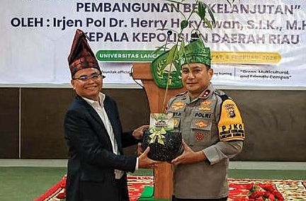 Wujudkan Riau Jadi Paru-paru Dunia, Kapolda Herry Heryawan Gagas Green Policing