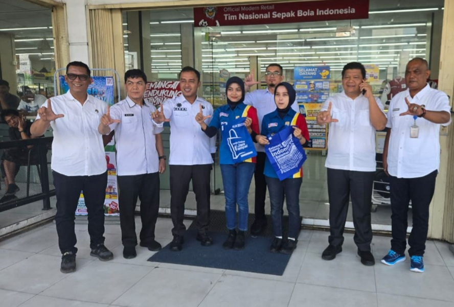 Ritel Modern di Pekanbaru Masih Sediakan Plastik, Tim Gabungan Gelar Sidak