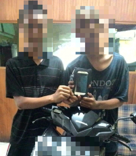 Menjambret Jam 4 Sore, 2 Remaja di Pekanbaru Sukses Larikan <i>Handphone</i> Cewek ABG, Tapi Dua Jam Kemudian...