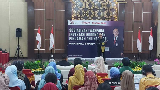 OJK Riau Sosialisasikan Bahaya Investasi Bodong dan Pinjol