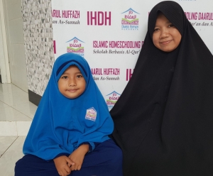 GoRiau Bocah 5 Tahun di Surabaya Hafal 4 Juz Alquran dan 100 Hadis, Begini Cara Sang Ibu Melatihnya