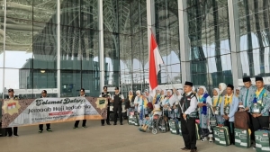 GoRiau Kehilangan Sandal di Masjid Nabawi Bisa Membahayakan Jamaah Haji
