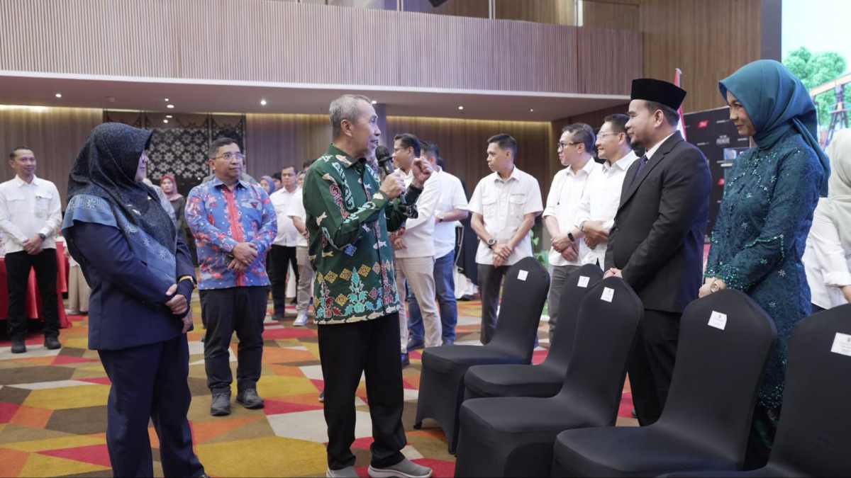 Hadiri Pelantikan Robi Junipa, Mantan Gubernur Riau Ingatkan Jaga Marwah Perusahaan Migas