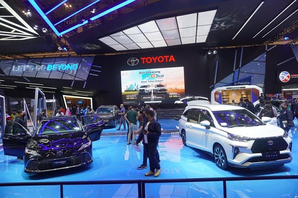 Pendapatan Toyota Global Merosot 42 Persen, Ini Penyebabnya