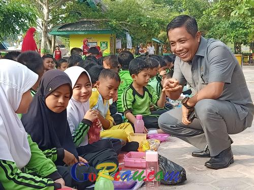 Ikuti Program Outdoor Classroom Day, Azmi: Anak Aset Bangsa yang Harus Diberi Ruang Untuk Pemenuhan Hak