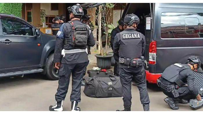 Senpi Bertuliskan Nama Teroris Dunia Ditemukan di SMAN 72 Jakarta, Pengamat: Waspadai Penyusupan Ideologi Ekstrem