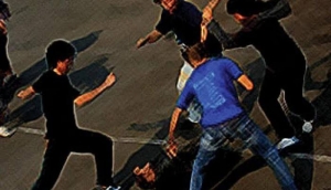 GoRiau Hendak Tangkap Penjahat, Polisi di Padang Babak-belur Dikeroyok Warga