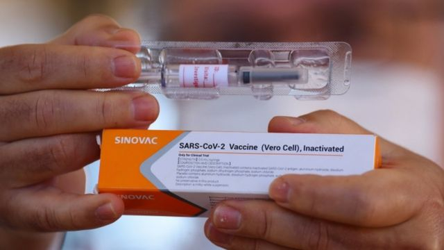 MUI Fatwakan Vaksin Covid-19 Sinovac Halal, Ketayibannya Diserahkan ke BPPOM