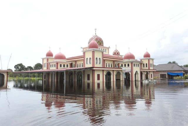 Banjir di Riau Surut, Warga Kembali ke Rumah