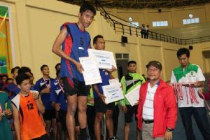 GoRiau Universitas Riau Juara Kejurda Bolavoli antar Mahasiswa