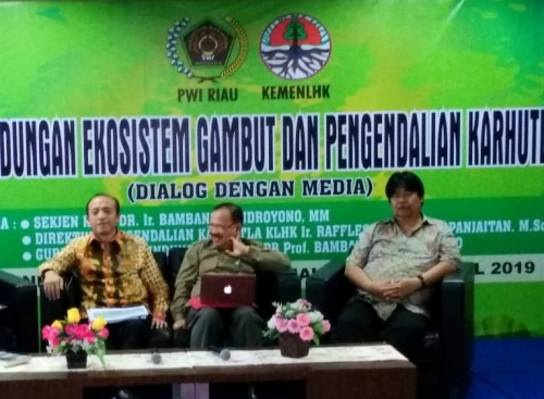 Perdana, Ngobrol Pintar PWI Riau Datangkan Narasumber dari KLHK dan Guru Besar Perlindungan Hutan