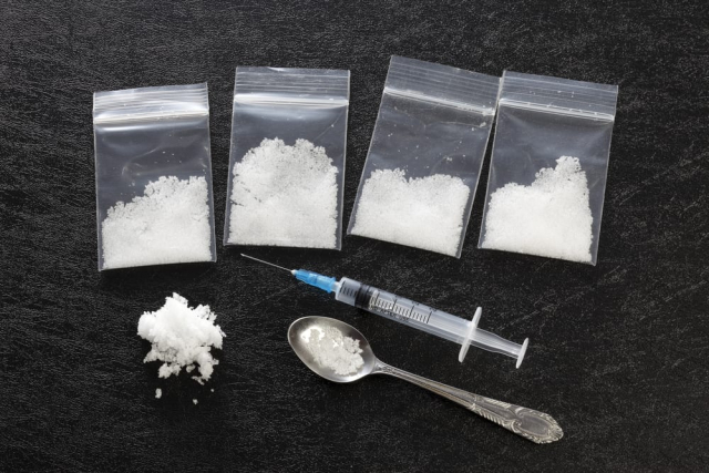 Mau Transaksi Narkoba di Kebun Sawit, Dua Warga Dayun Langsung Ditangkap Polisi
