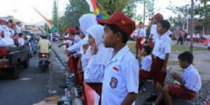 GoRiau Jokowi Kecewakan Ribuan Murid SD di Ternate, Begini Ceritanya