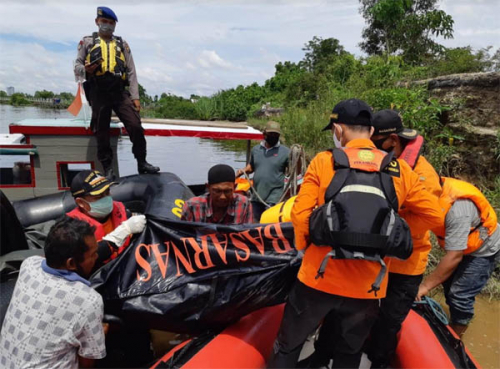 ABK Kapal yang Tenggelam di Sungai Siak Karena Selamatkan Satu Kotak Pop Mie Ditemukan Dalam Keadaan Meninggal