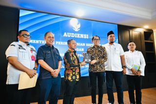 Gubri Abdul Wahid Desak Menperin Percepat Hilirisasi Sawit dan Migas di Riau