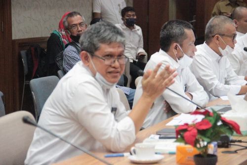 Saat RDP dengan Komisi IV DPRD Riau, PLN Buka Saluran Hotline dan Posko Pengaduan Rekening