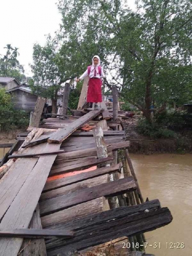 Terkait Jembatan Rusak di Teluk Kiambang Inhil, Pemdes Angkat Bicara