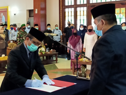 Arfan Usman Resmi Jabat Sekda Siak, Alfedri: Tahniah, Telah Sampai di Karir Tertinggi ASN