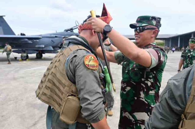 Tiga Jet Tempur F-15 USAF Tiba di Pekanbaru Riau, Latihan Cope West 2025 Dimulai