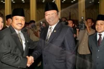 Kader Golkar Riau Minta Idris Laena Tuntut Balik Dahlan Iskan