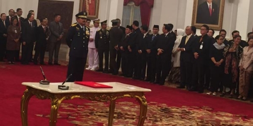 WartaPKU.com Presiden Jokowi Resmi Lantik Marsekal Hadi Tjahjanto Jadi Panglima TNI