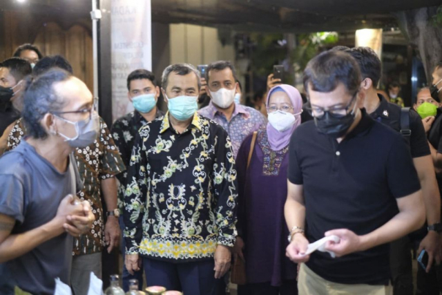 Gubri Promosikan Batik Riau di Bali
