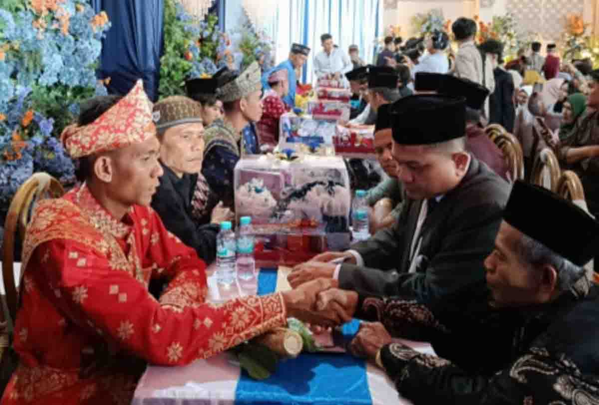 Nikah Massal Gratis Pekanbaru Pecahkan Rekor, 71 Pasangan Awali Hidup Baru dengan Penuh Haru