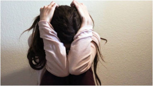Dijanjikan Ponsel dan Bedak, Bocah 11 Tahun Diperkosa Tetangganya 11 Kali