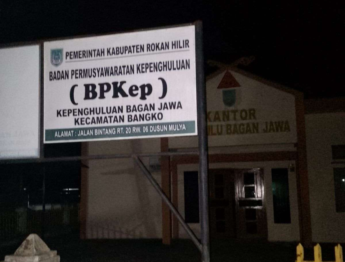 Miris, Kantor Kepenghuluan Bagan Jawa Gelap Gulita Akibat Token Listrik Habis
