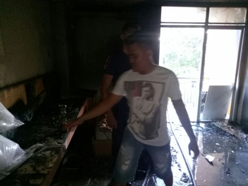 Dibantu Polres, Dua Unit Damkar Berhasil Padamkan Api yang Membakar Hotel Kuansing
