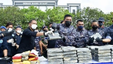 TNI AL Gagalkan Penyelundupan Kokain Rp1,2 Triliun di Selat Sunda