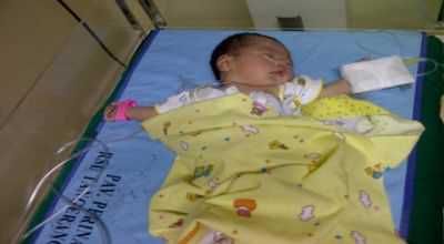 Waduh, Ibu Muda Ini Lemparkan Bayi yang Baru Dilahirkannya