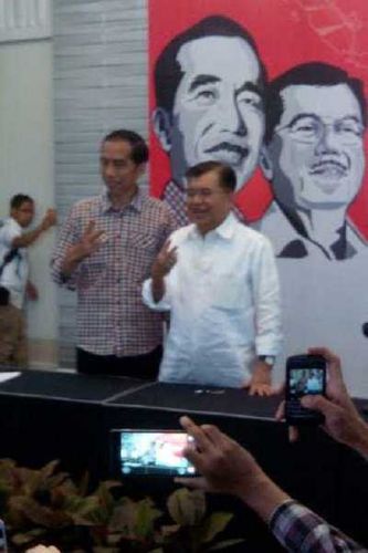 Exit Poll LSI Denny JA; Jokowi Unggul dengan Selisih 3,49%
