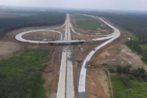 GoRiau Menteri Sofyan akan Surati KLHK Soal Izin Pinjam Pakai Hutan untuk Tol Pekanbaru - Dumai