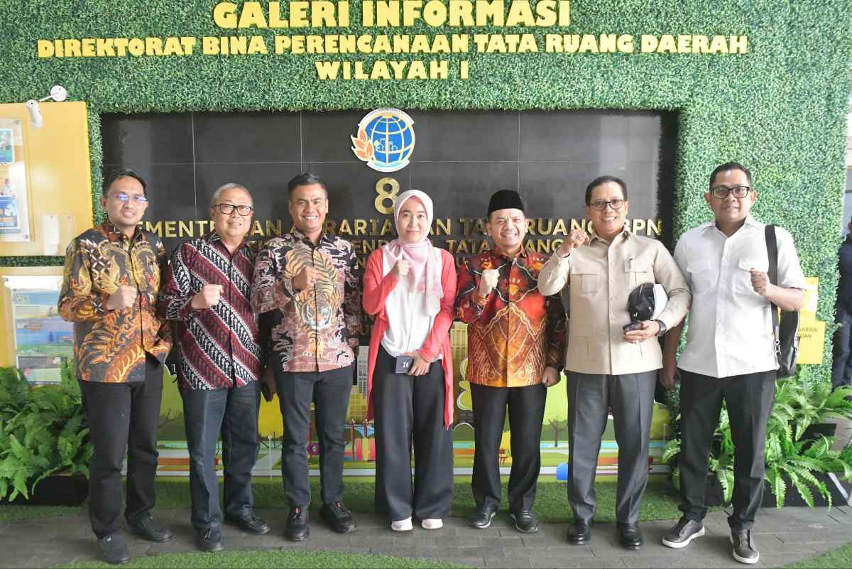 DPRD Riau Jemput Bola ke Jakarta, Budiman Lubis Sebut Pengesahan Perda RTRW Segera Disetujui Pusat