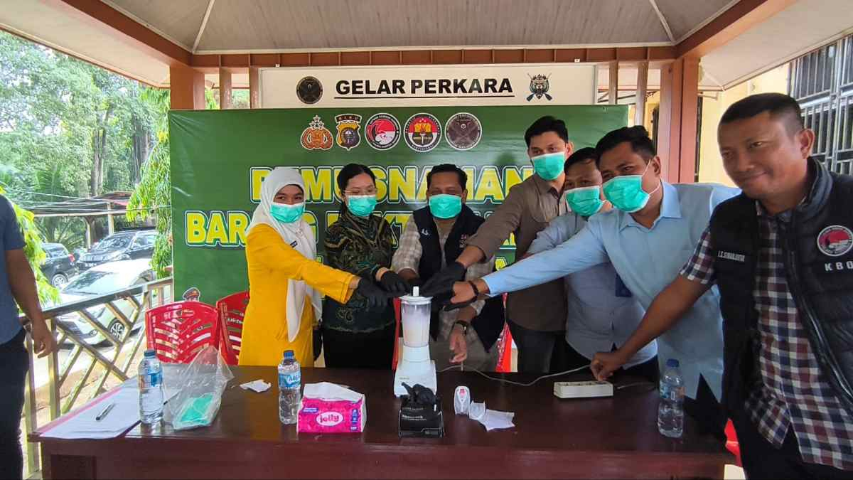 Berantas Peredaran Narkoba, Polres Kuansing Musnahkan 50,67 Gram Sabu