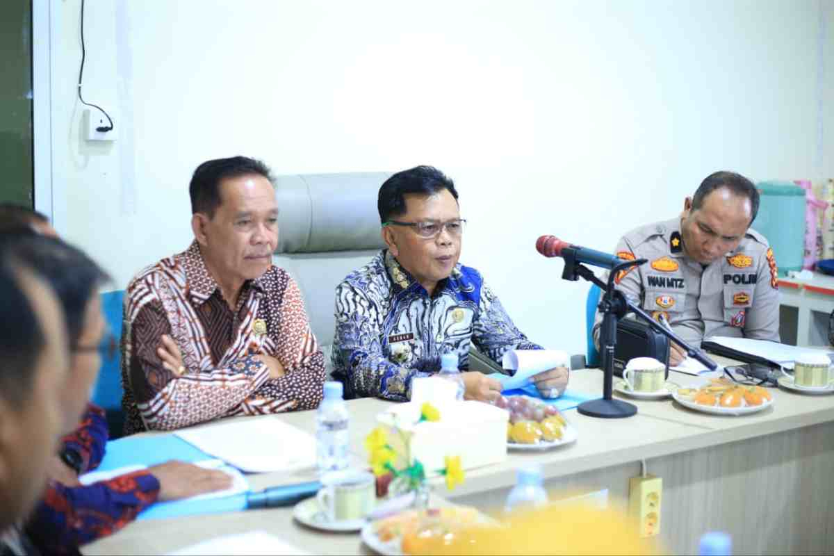 Bupati Asmar Ingatkan Warga Kepulauan Meranti Jaga Kerukunan Jelang Pilkades 2026