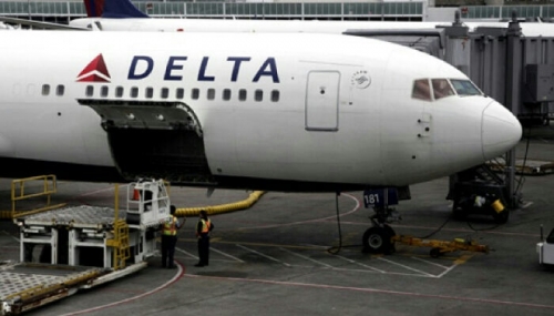 2 Minggu Setelah Usir Pasangan Muslim Keluar Pesawat karena Ucapkan Allah, Ratusan Penerbangan Delta Airlines Dibatalkan karena Sistim Komputer Kacau