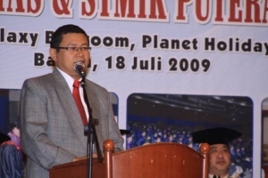 GoRiau Kata Pengamat dari Unand, Kondisi Ekonomi Sekarang Lebih Buruk dari 1997, Ini Sejumlah Indikatornya