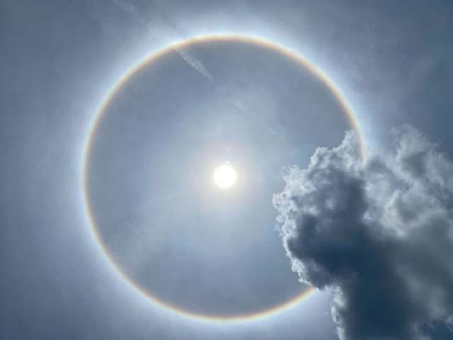 Fenomena Halo Matahari Bercincin di Kuansing, Ini Penjelasan BMKG