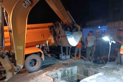 GoRiau Dinas PUPR Riau Ungkap Penyebab Simpang Pasar Pagi Arengka Pekanbaru Tergenang
