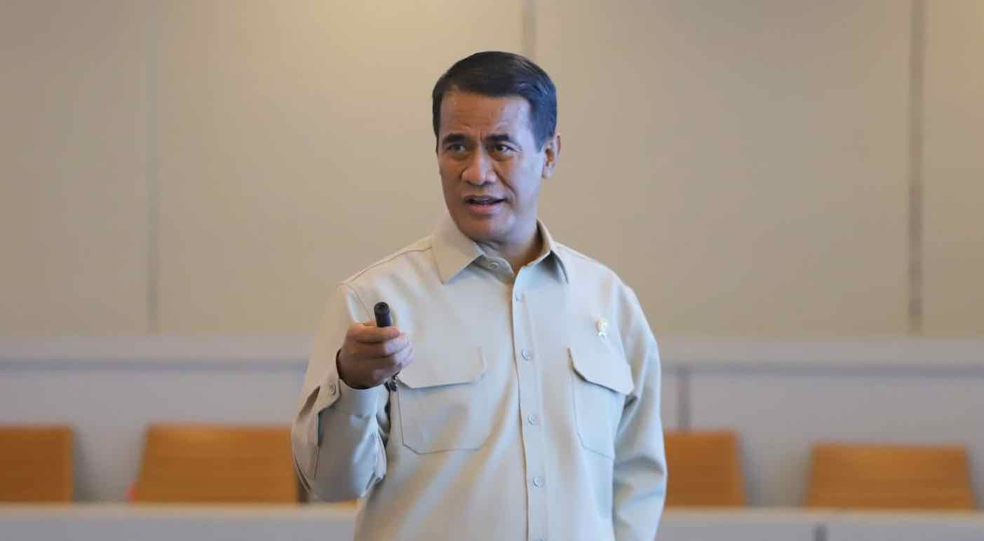 Mentan Amran Sulaiman Gandeng Perum Bulog, Siapkan Skema Baru Stabilkan Harga Pakan Ternak