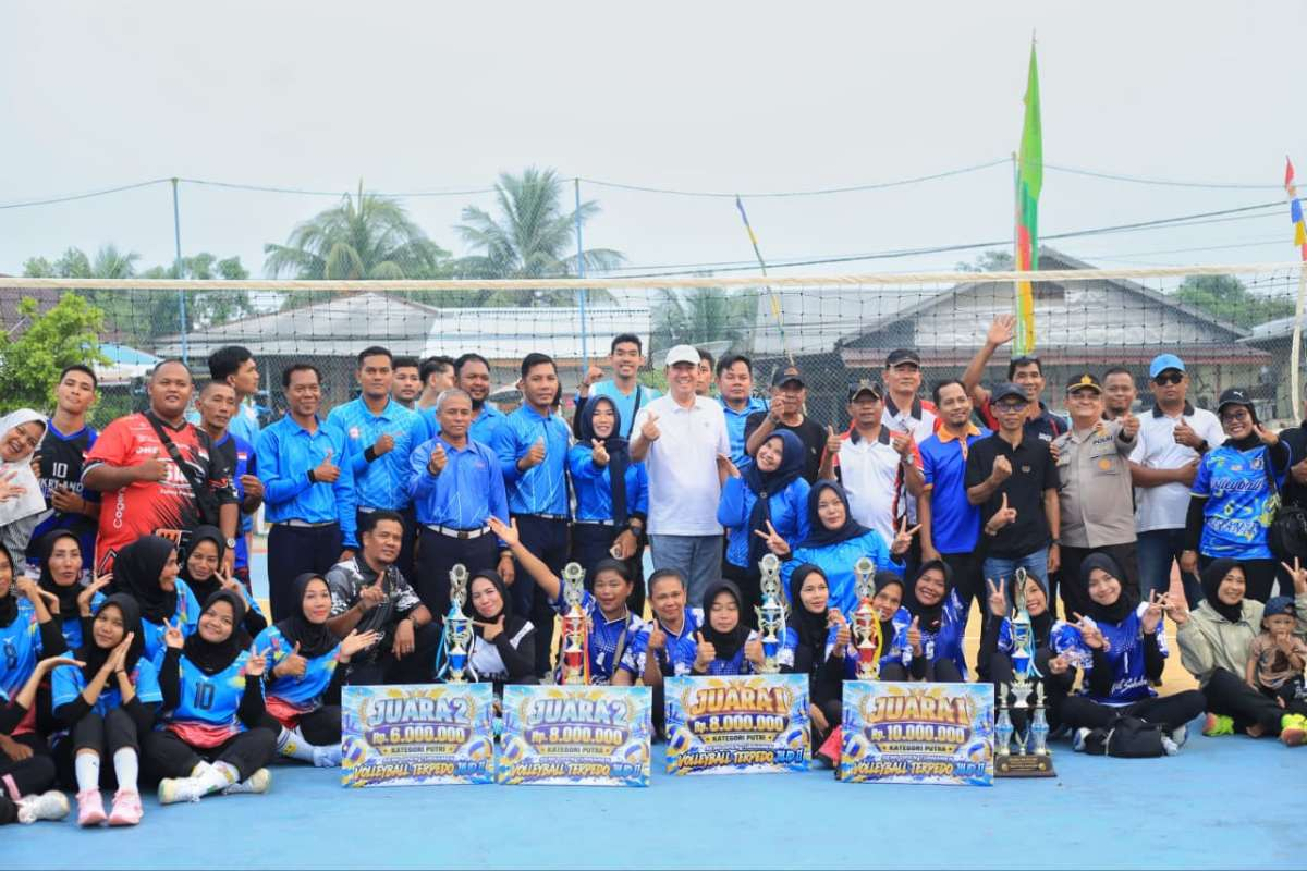 Wabup Kepulauan Meranti Tutup Turnamen Voli Terpedo Jilid II, Jaring Potensi Atlet Muda Daerah