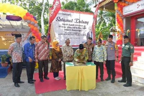 Kantor Kas Bank Riau Kepri Kuala Kampar Pelalawan Siap Dukung Pertumbuhan Ekonomi Masyarakat Sekitar